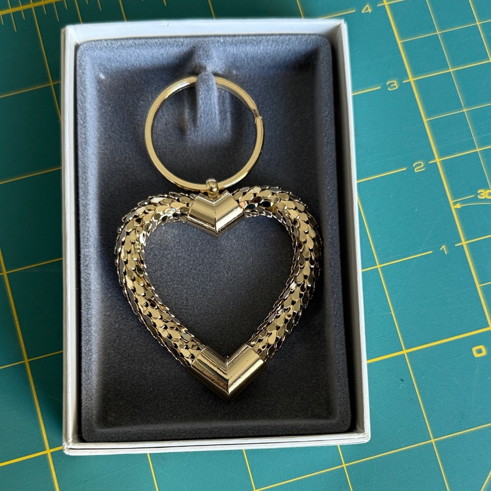 Elegant Gold and Black Heart Keychain